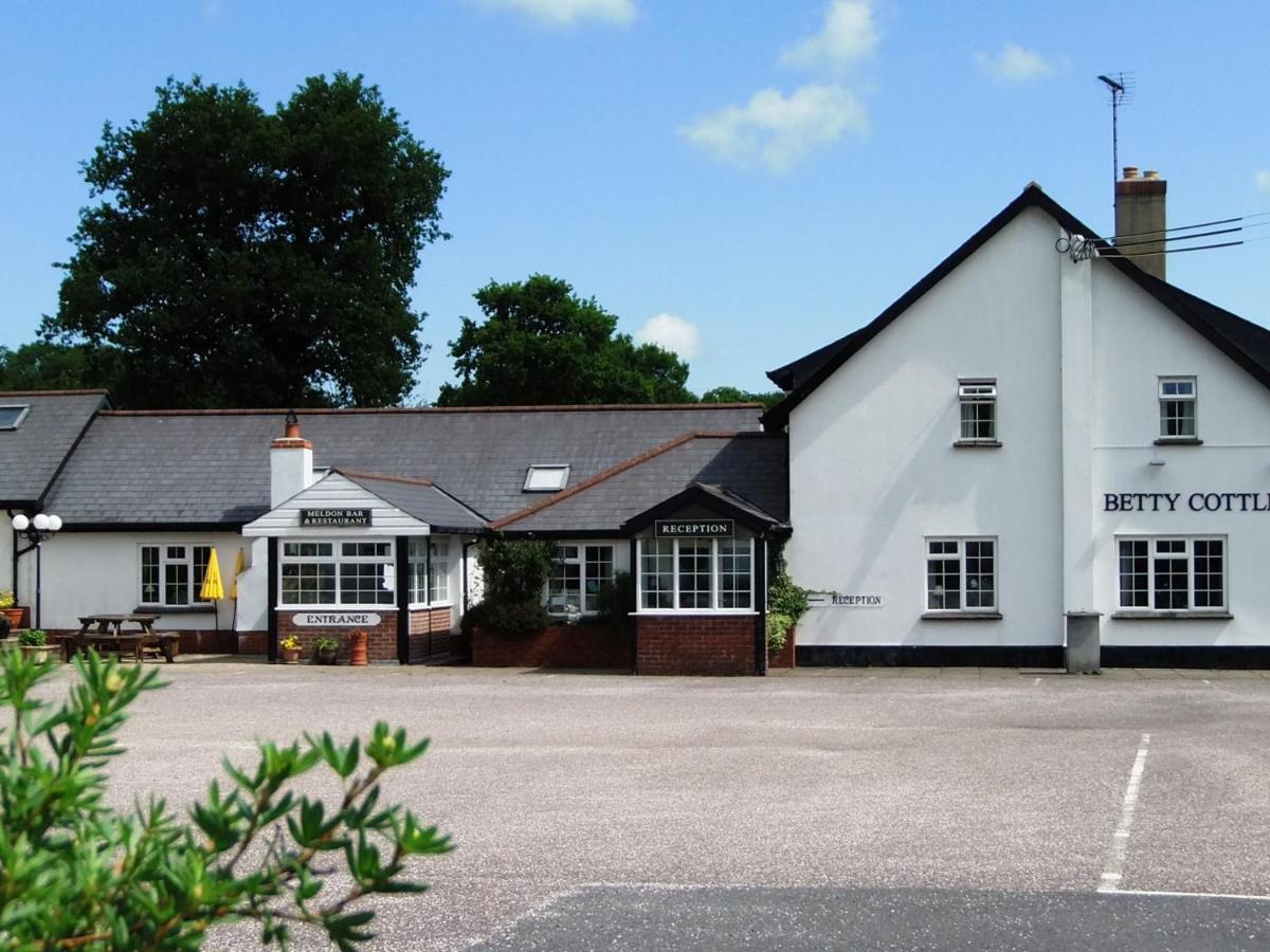 Betty Cottles Inn Okehampton Εξωτερικό φωτογραφία